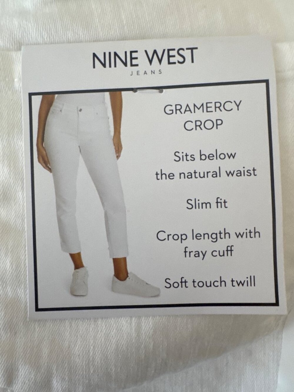 New Nine West Size 4 Gramercy Crop Jeans Slim Fit White Soft Twill Fray Cuff - Picture 6 of 13